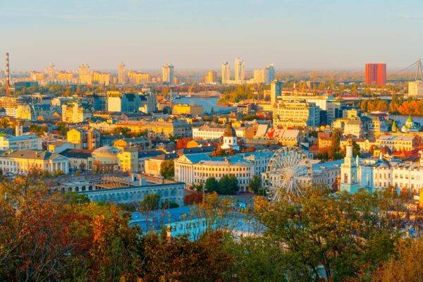 Desiatynna Square Garden